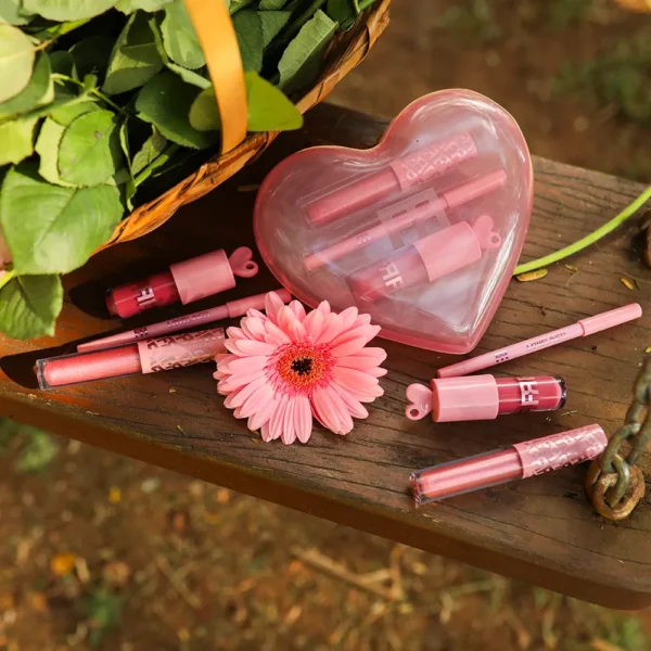 Alternative view of Love Kit Franciny Elkhe Love Chilli + Lip Love + Love Liner